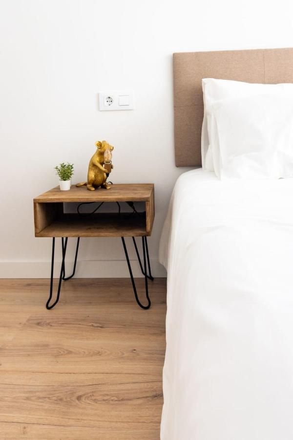 Lujoso Apartamento Entre 2 Playas Con Garaje, Wifi Gijón Exteriör bild